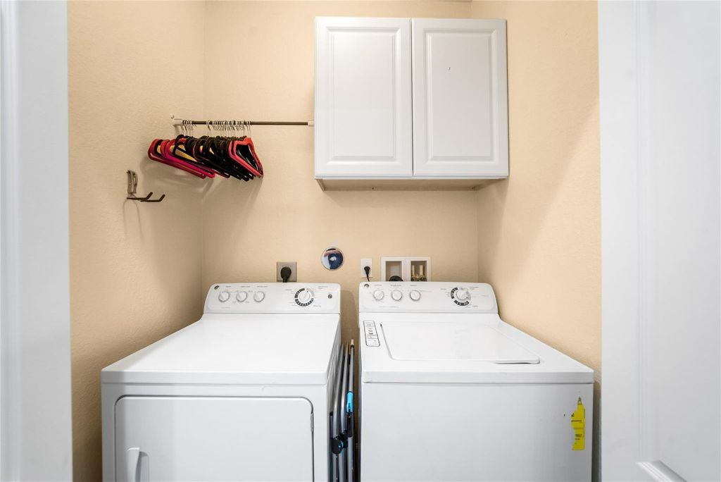 Image 31 of property listing at 9627 Town Parc Circle, Parkland, FL 33076