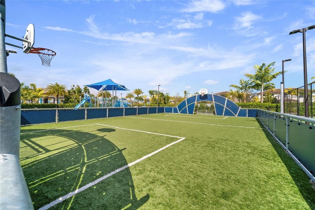 Image 53 of property listing at 9627 Town Parc Circle, Parkland, FL 33076