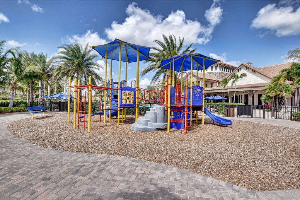 Image 64 of property listing at 9627 Town Parc Circle, Parkland, FL 33076