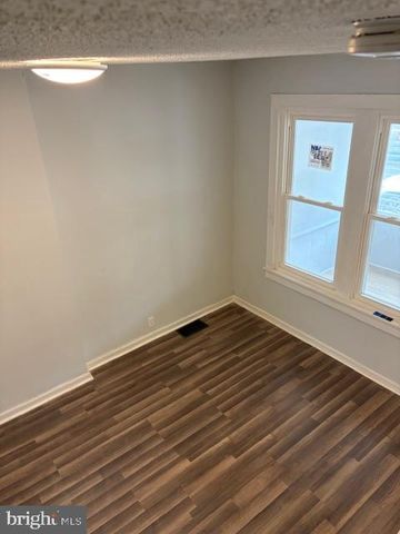 214 5TH AVE, Roebling, NJ 08554