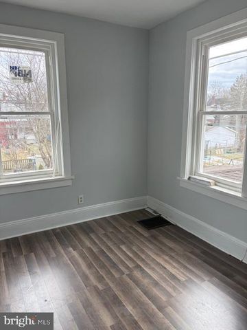 214 5TH AVE, Roebling, NJ 08554