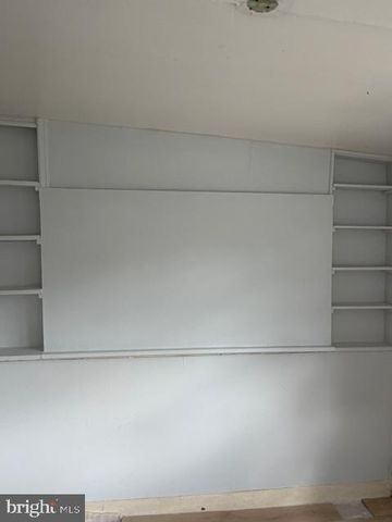 214 5TH AVE, Roebling, NJ 08554