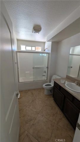 12422 Cricket Lane, Victorville, CA 92392