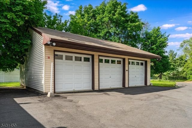 11 Alps Rd, Wayne Twp., NJ 07470
