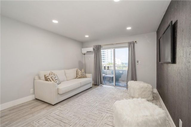 200 S Birch Road 612, Fort Lauderdale, FL 33316