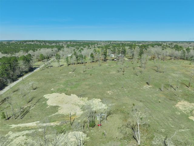 13030 Hill Creek Road, Montgomery, TX 77356