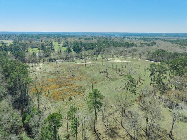 13030 Hill Creek Road, Montgomery, TX 77356