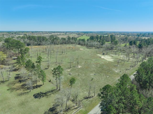 13030 Hill Creek Road, Montgomery, TX 77356
