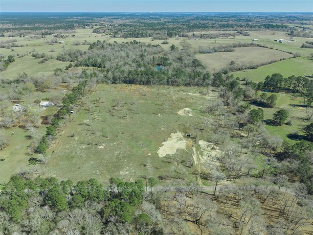 13030 Hill Creek Road, Montgomery, TX 77356