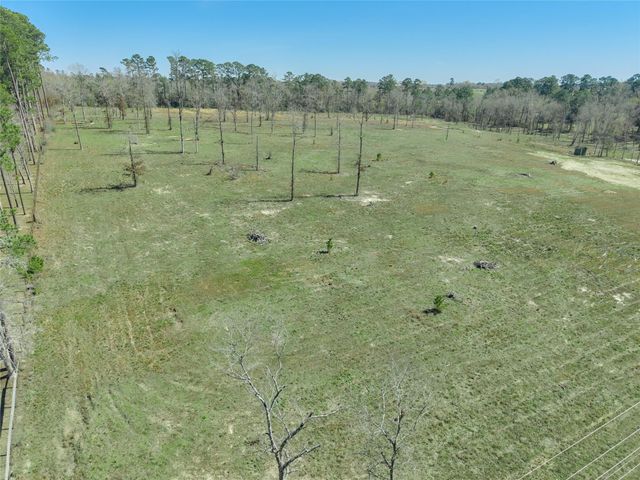 13030 Hill Creek Road, Montgomery, TX 77356