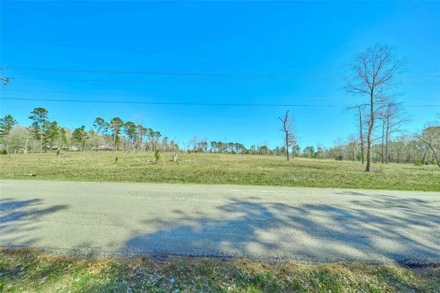 13030 Hill Creek Road, Montgomery, TX 77356