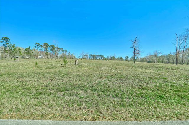 13030 Hill Creek Road, Montgomery, TX 77356