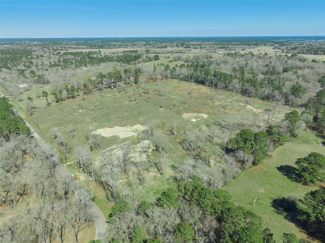 13030 Hill Creek Road, Montgomery, TX 77356
