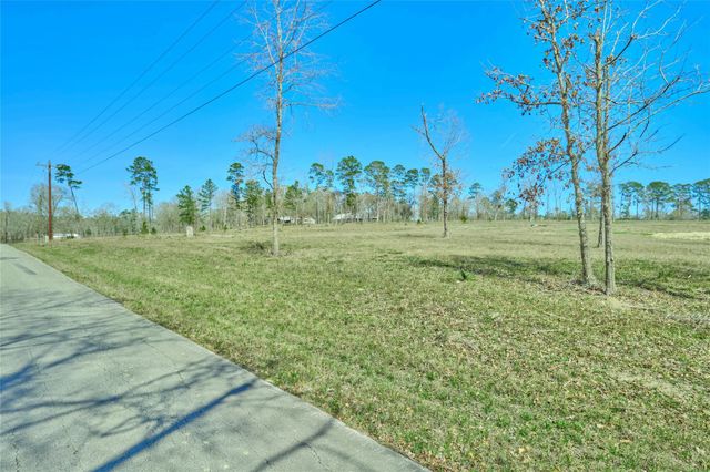 13030 Hill Creek Road, Montgomery, TX 77356