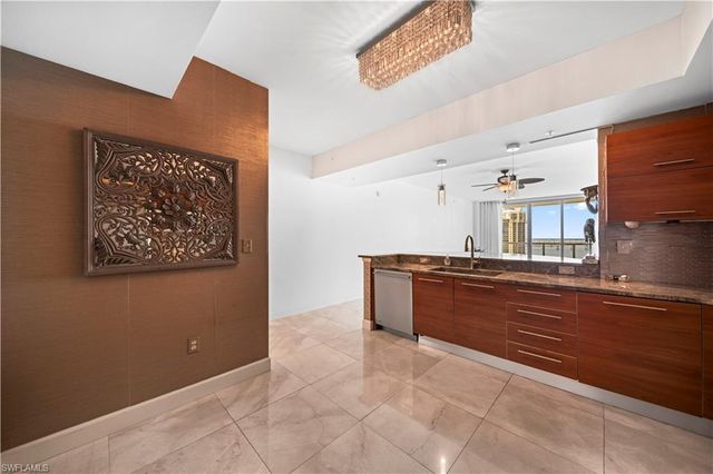 3000 Oasis Grand BLVD 1407, Fort Myers, FL 33916