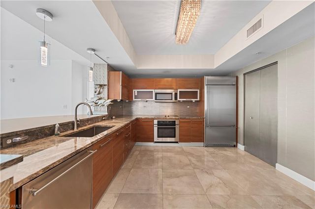 3000 Oasis Grand BLVD 1407, Fort Myers, FL 33916