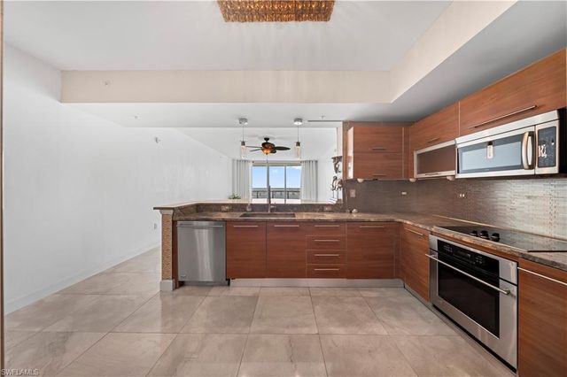 3000 Oasis Grand BLVD 1407, Fort Myers, FL 33916
