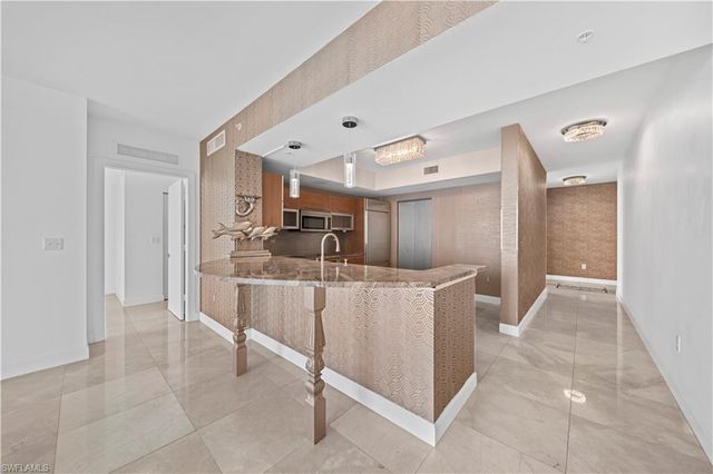3000 Oasis Grand BLVD 1407, Fort Myers, FL 33916