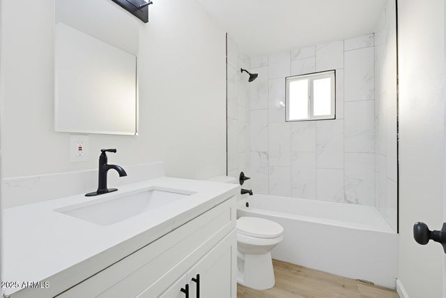 4832 E WILLETTA Street, Phoenix, AZ 85008