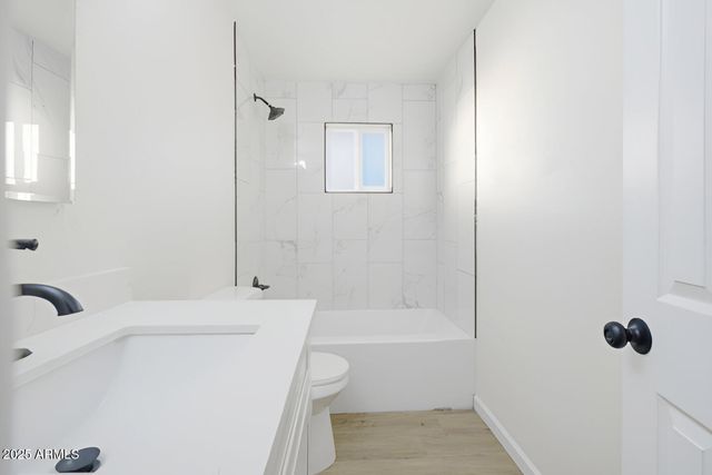 4832 E WILLETTA Street, Phoenix, AZ 85008