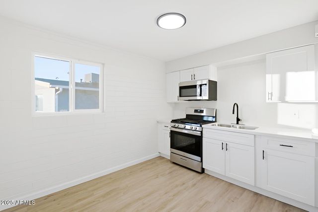 4832 E WILLETTA Street, Phoenix, AZ 85008