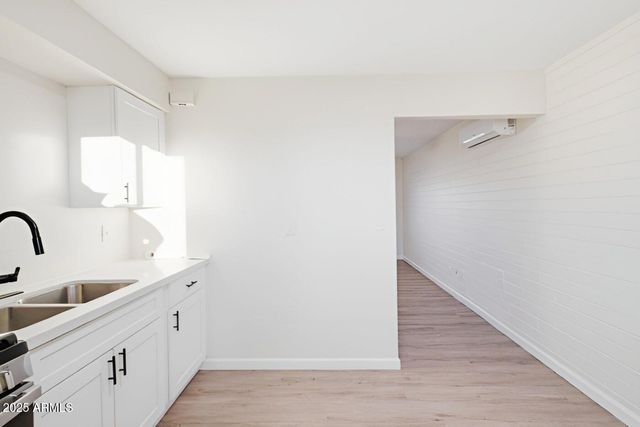 4832 E WILLETTA Street, Phoenix, AZ 85008