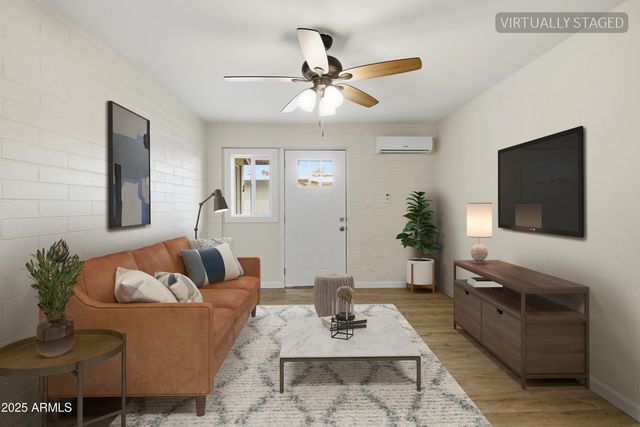 4832 E WILLETTA Street, Phoenix, AZ 85008