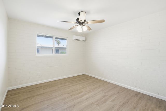 4832 E WILLETTA Street, Phoenix, AZ 85008