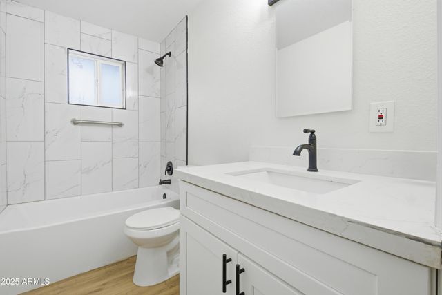 4832 E WILLETTA Street, Phoenix, AZ 85008