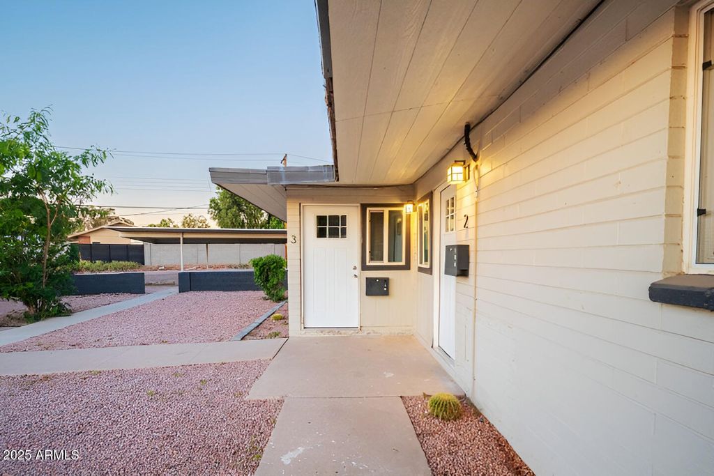 4832 E WILLETTA Street, Phoenix, AZ 85008 — photo 5