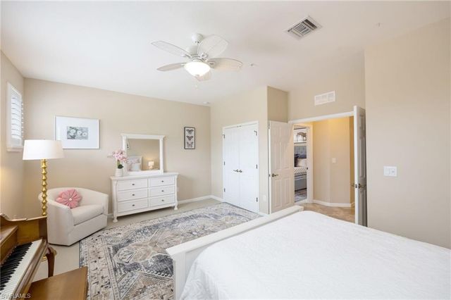 6657 Alden Woods CIR 201, Naples, FL 34113