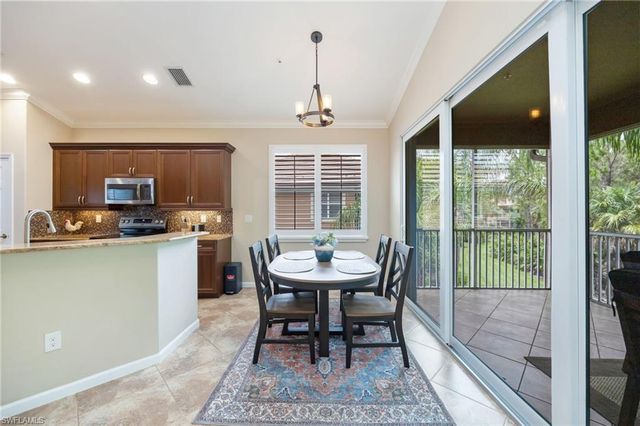 6657 Alden Woods CIR 201, Naples, FL 34113
