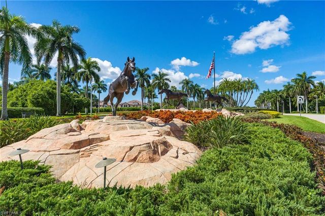 6657 Alden Woods CIR 201, Naples, FL 34113