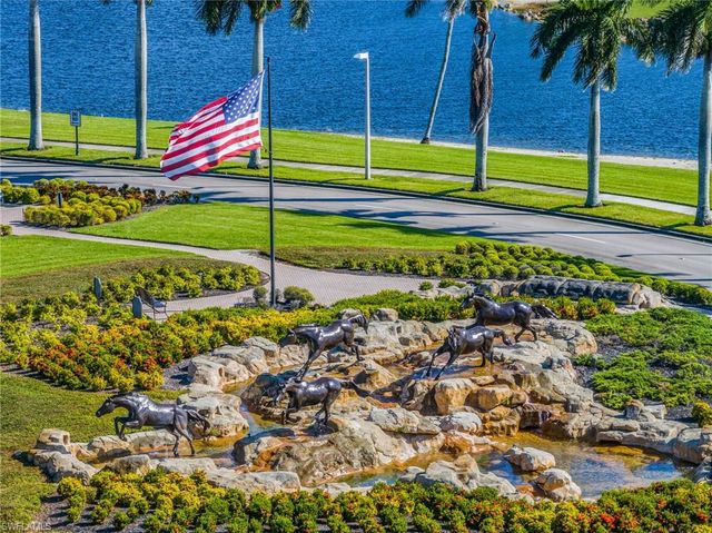 6657 Alden Woods CIR 201, Naples, FL 34113