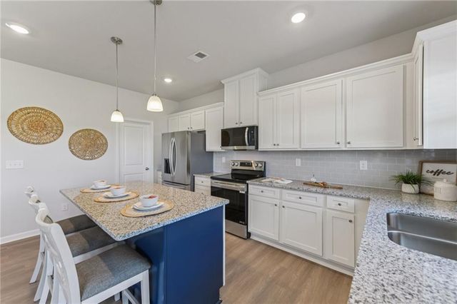 41 Cedar Overlook Way, Winder, GA 30680