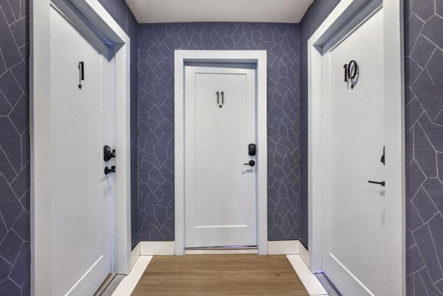 2032 N Dixie Highway 11, West Palm Beach, FL 33407