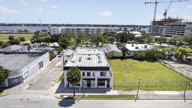 2032 N Dixie Highway 11, West Palm Beach, FL 33407