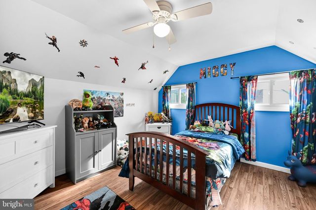 807 TUCKERTON AVE, Temple, PA 19560