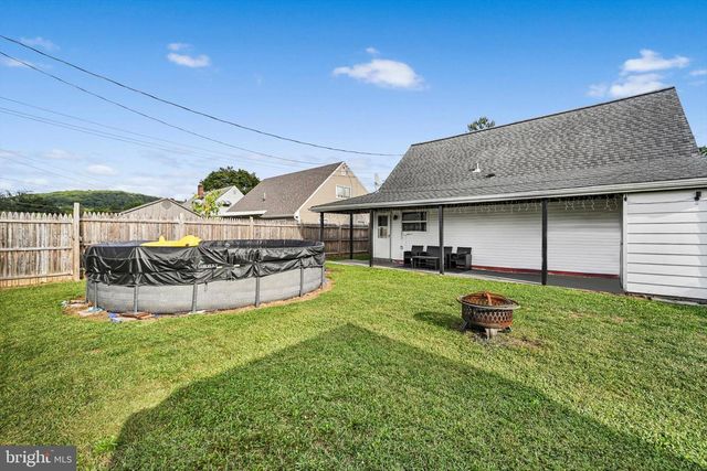 807 TUCKERTON AVE, Temple, PA 19560