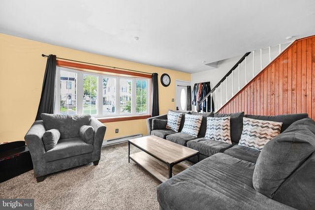 807 TUCKERTON AVE, Temple, PA 19560