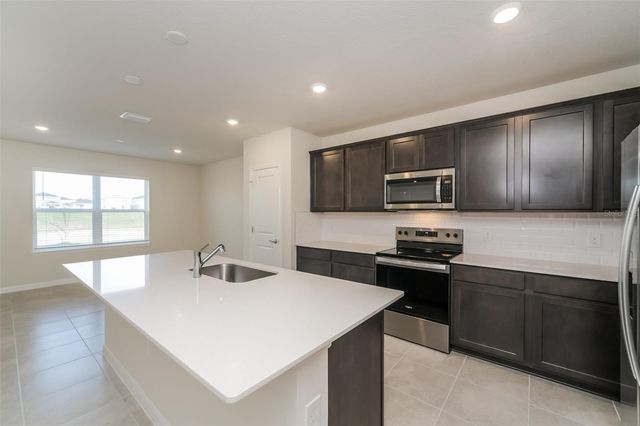 3735 HADDON AVENUE, Davenport, FL 33837