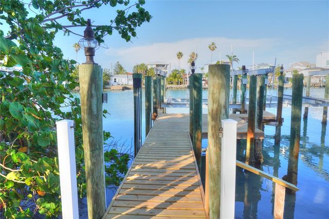 8535 BLIND PASS DRIVE 202, Treasure Island, FL 33706