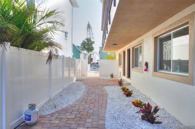 8535 BLIND PASS DRIVE 202, Treasure Island, FL 33706