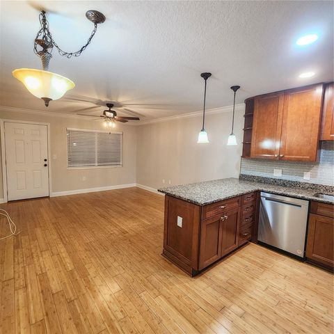 8535 BLIND PASS DRIVE 202, Treasure Island, FL 33706
