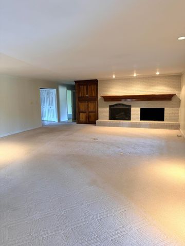 1010 Walker Way, Georgetown, KY 40324