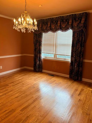 1010 Walker Way, Georgetown, KY 40324