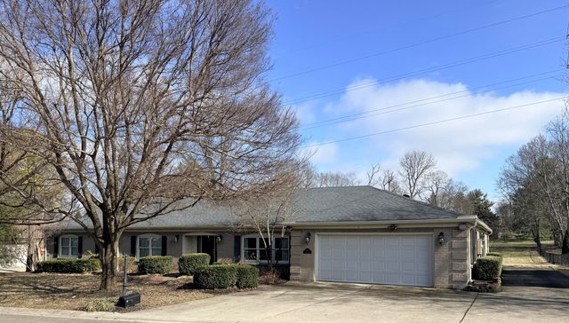 1010 Walker Way, Georgetown, KY 40324