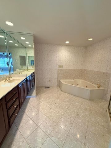 1010 Walker Way, Georgetown, KY 40324