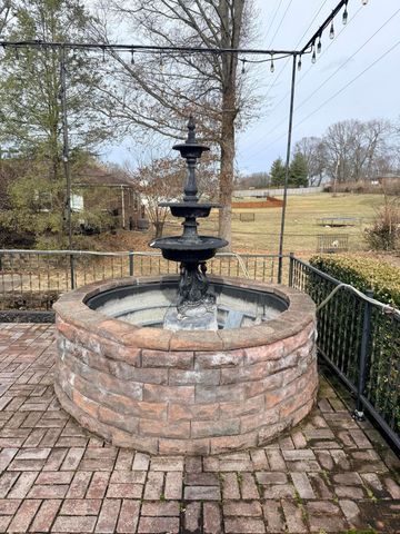 1010 Walker Way, Georgetown, KY 40324