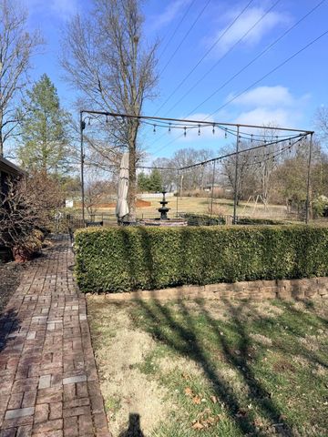 1010 Walker Way, Georgetown, KY 40324